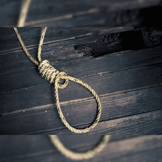 68 year-old-man found dead with rope tied around the neck in Batan town By: Joseph Rowen Dela Cruz BATAN, Aklan - A 68 year-old-man was found dead with a rope tied around his neck at Sitio Ob-Ob Brgy. Mandong, Batan at around 10:40 evening of March 18. Batan PNP confirmed the victim's identity as Ricardo Gregorio, 68-year-old, a resident of the area while the assailant was identified to be Pedro "Jun-Jun" Esteves, 24, a fisherman, and a resident of Brgy. Mambuquiao, Batan. In a report written by Mary Joy Dela Cruz of Energy FM Kalibo, an investigation conducted by PMSG Julius Bendoy of the Batan PNP revealed that both the suspect and the victim went to an occasion (death anniversary) during that day. They drank liquor along with other people but before long, only the two remained outside the house. Gregorio was sitting on a chair while the suspect Esteves was lying on the ground when the incident happened. It was found that before Esteves executed the crime, the victim threw a glass that hit the back of his head. Pissed Esteves then left to get a rope from the kitchen of a certain "Nelpha", returned, and tied the rope at Gregorio's neck. He then pulled him off the chair he was sitting on. The suspect further stated that he even tried to drag the victim to a nearby well and intended to drop him there. Police found Esteves at his employer's house where they invited him to the police station for questioning, and admitted the crime. Meanwhile, Batan PNP conducts further investigation are regarding the crime while the suspect is presently detained at a lock-up cell for proper disposition